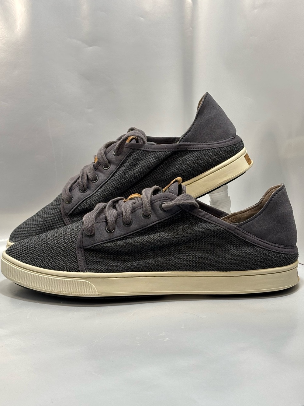 Olukai Women's US SZ 11 Pehuea Li Casual Knit Comfort Sneakers Gray/White Shoes